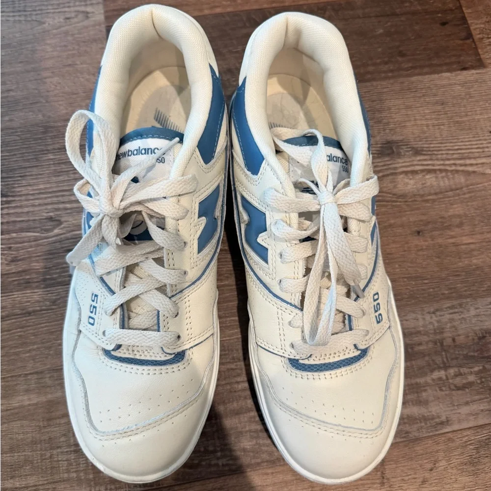 New Balance 550 - Picture 2 of 4